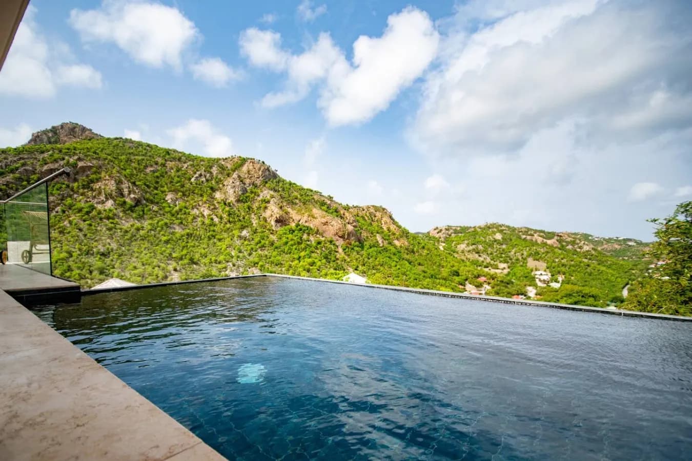 Villa Rosa — 4